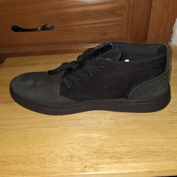 Timberland black leather Davis Square Chukka Boots in men's size 12. Pre-loved - Picture 11 of 13